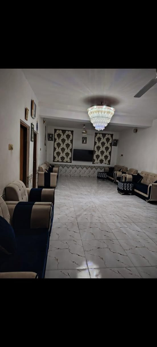 بيت طابو صرف للبيع 🏫
المساحة 240 متر غرفتين وصاله وستقبال 9 متر

صاله 11متر مطبخ  صيات داخل وخارج 

منور داير للبيت   مكان للبيت كلش حلو

بيتين عن مدرسه النجاح  

مقابيله لبيت متنزه 🏞 

فقط  *********** 📞
