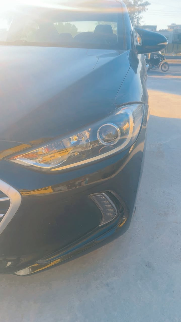 سلام عليكم النترا 18 لمتد فول وارد كندي حادثه فقط بابتين جه السايق ومبدلات اصلي بدون دواخل بدون ايرباك ماشيه 113 كيلو كير محرك كفاله ممفتوح برغي بيهن السعر 125$وبيه مجال حك الجيه مكاني بغداد الكرخ ***********
