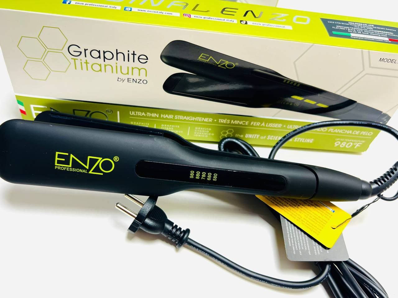 كاوية الشعر الاحترافيه من إنزو للبيت و للصالون 💯
🌹كاوية شعر حرارية  تعمل بدرجة حرارة تصل الى 950 درجة.
🌹وداعاً للصالونات مع كاويه اينزو تعالج تجاعيد الشعر والتكسرات.👌👌
🌹تسوي الشعر حرير تفيد الكرياتين والبرايم ولكافه انواع التسريح. 
كاوية انزو ENZO الايطاليه ✅
الجديد حراره 950 و درجات مختلفة
ك
اقوى واعلى درجه حراره تصل اليها
لعمل الكيراتين والموهير والبروتين 
كاويه اينزو الايطاليه الاصليه 🔥

✅ كاوية شعر حرارية  تعمل بدرجة حرارة تصل الى 950و درجات مختلفة 
✅ وداعاً للصالونات مع كاويه اينزو تعالج تجاعيد الشعر والتكسرات.
✅ تسوي الشعر حرير تفيد الكرياتين والبرايم ولكافه انواع التسريح.


**إذا كنت صاحب هذا الإعلان وتريد حذفه لأي سبب، رجاءا أرسل رسالة إلى الدعم الفني**