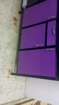 عندي غراض نضيفه جداً والكاونتر جديد للبيع  كاونتر 250وبي مجال ال بوفيه...