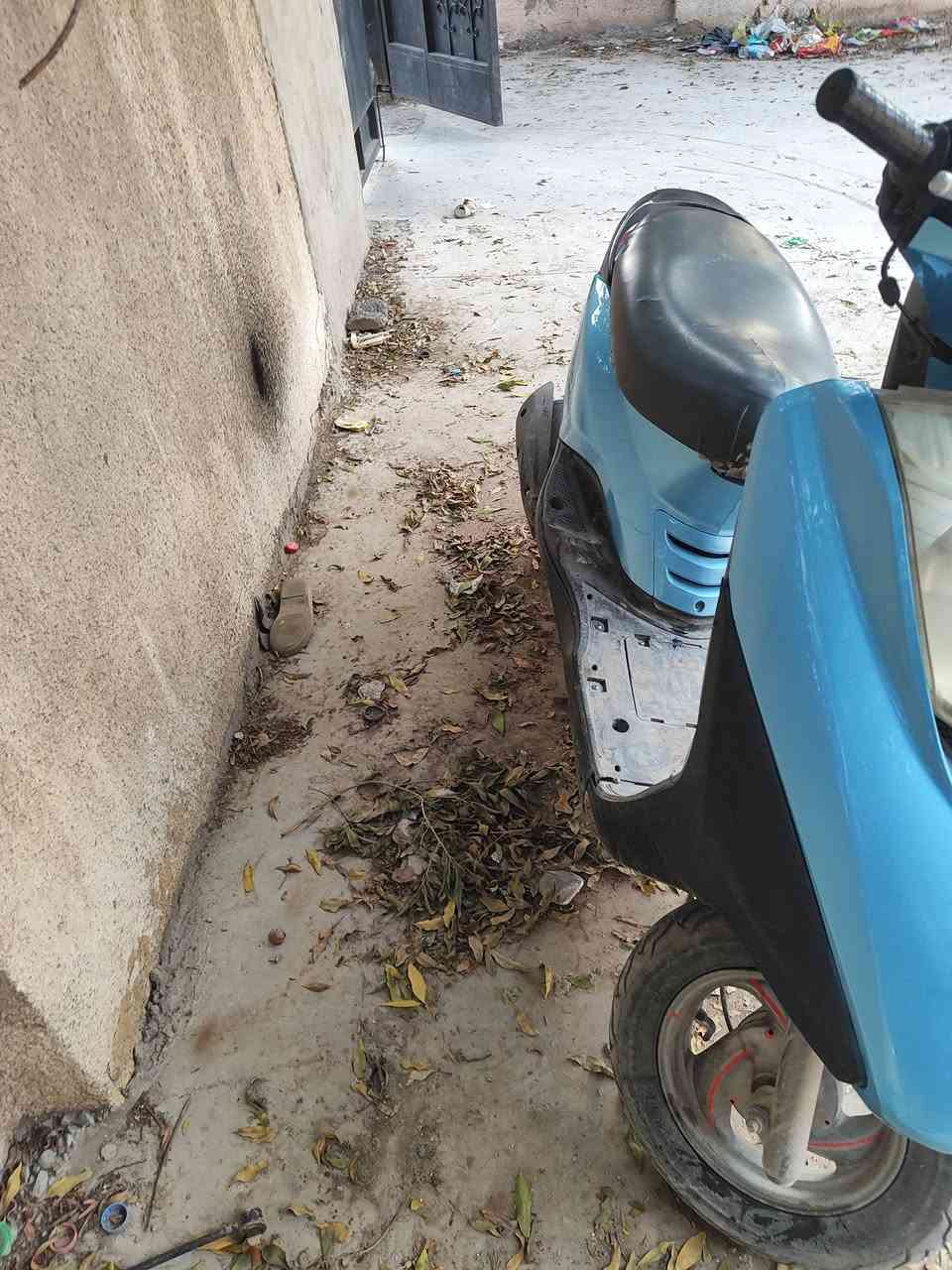 بريز للبيع كوم حديد طفت ماعرف شبيه سعر 200مكاني بغداد الطوبجي هاتف ***********
