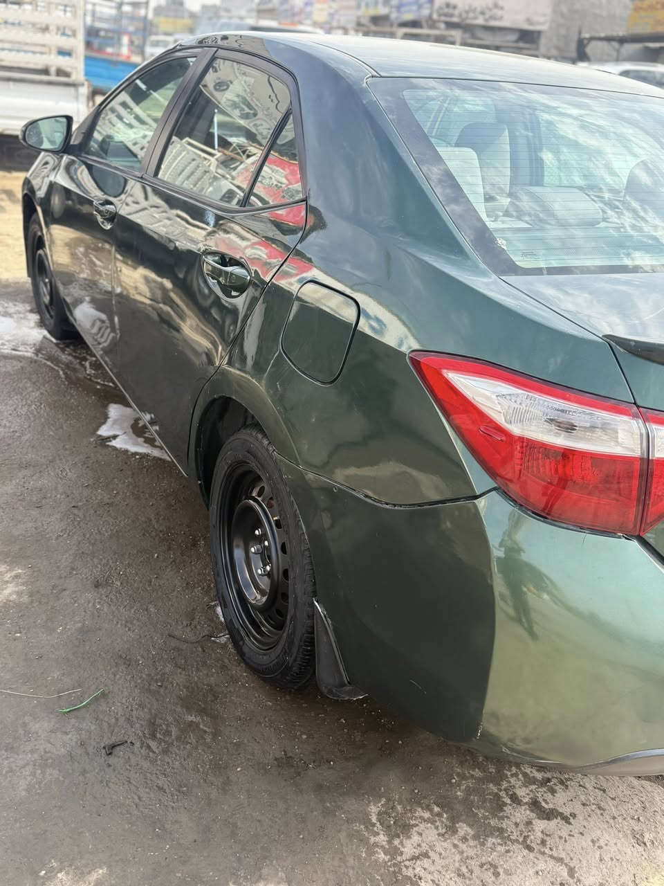 ‏سلام عليكم سيارة كورولا2016 سيارة حادث بنيد وجالغ الايمن مكينه كير جدد تخم تاير تتفئ تبريد دوشمه السعر100$بغداد الرقم ***********
