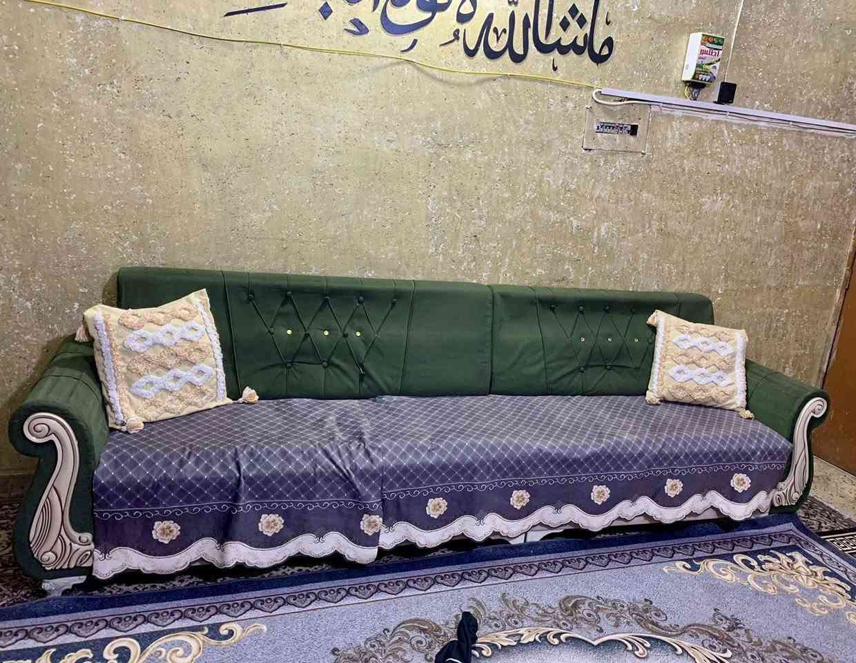 السلام عليكم غرفة نوم 7قطع وتخم 5قطع للبيع الغرفه سعرها 350والتخم 150 المكان بغداد السيديه شارع الضباط  هـ***********
