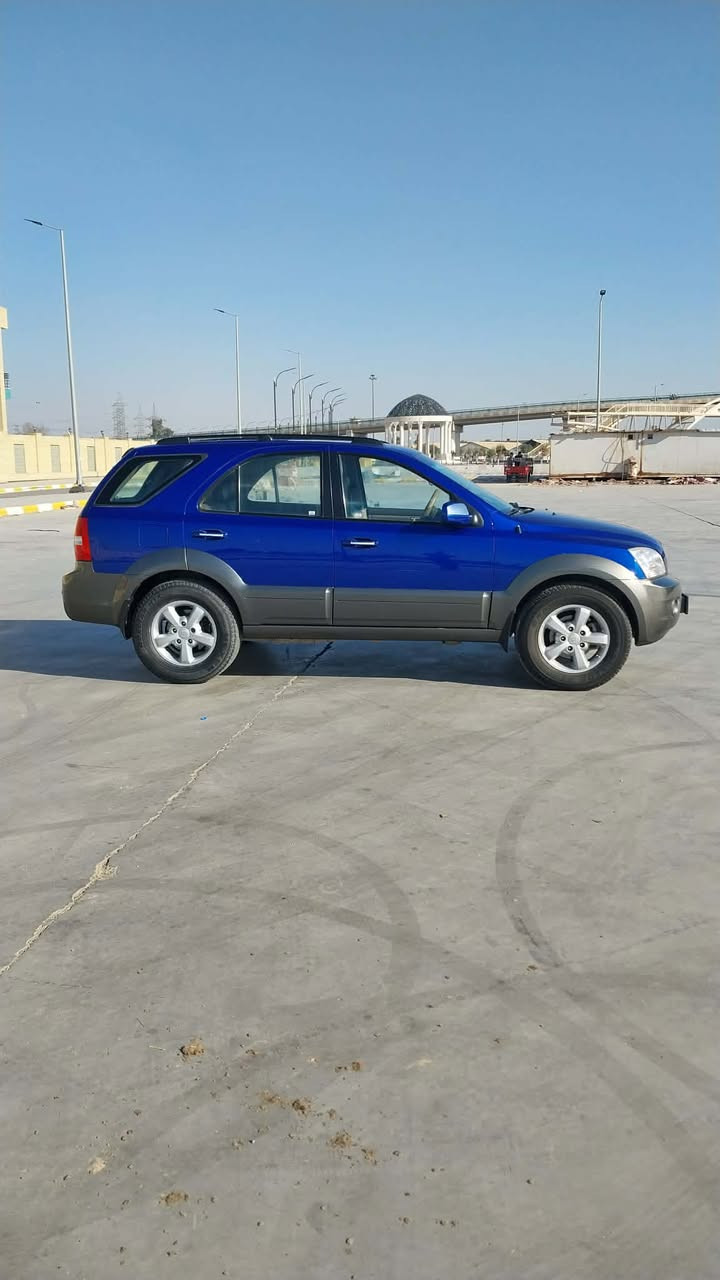 السلام عليكم

سورنتو موديل 2009 خليجي بيه صبغ جاملغ جهة السايق فقط موضح بالسونار وباقي بدن السيارة مكفول من ضربة وصبغ  كير ومحرك خير من رب العالمين غرفتها نظيفه جدا ارضيه جلد وبيه شاشة وكامره خلفيه السيارة ماشية (159/الف) حقيقي سيارة نظيفة بمعنى الكلمة وجاهزا  السعر (116ورقة) وللاستفسار اكثر الاتصال على الرقم ***********
