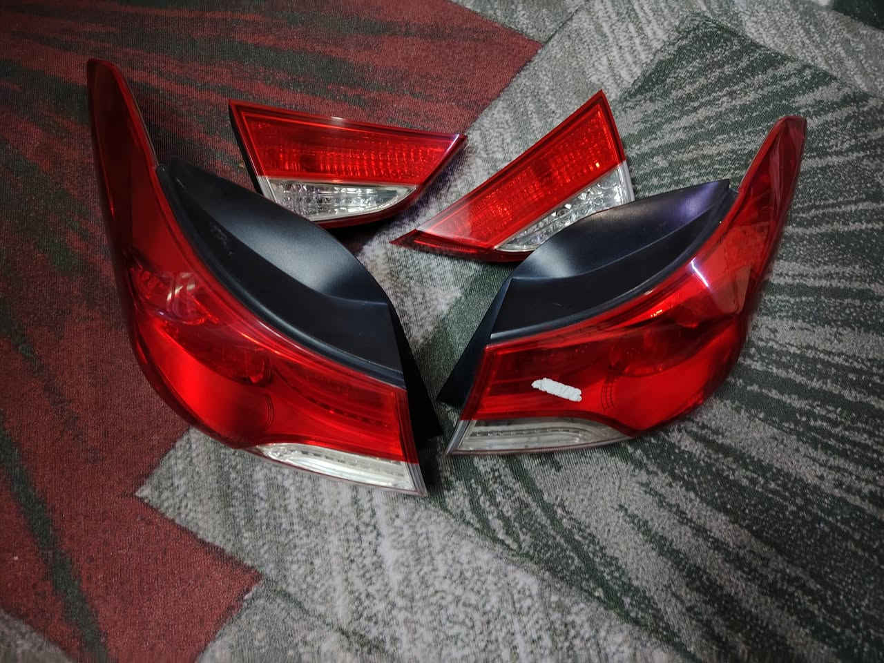 بكلايت خلفي النترا 2013 نضيف وكلشي مابي
السعر 140
المكان بغداد الدورة تواصل *********** واتساب
