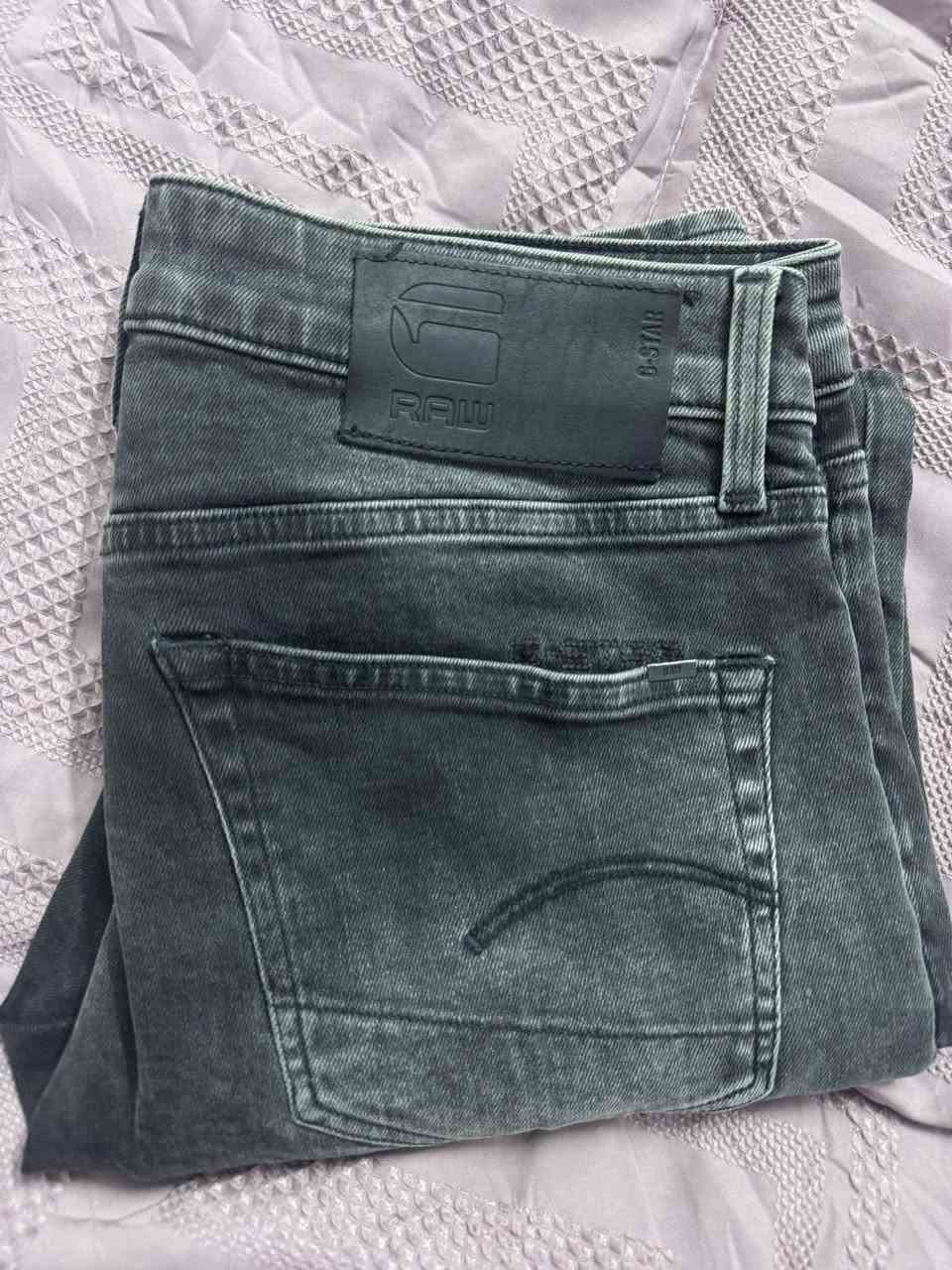 بنطرون G-STAR
اصلي وكاله
غير مستخدم
كمر 30


**إذا كنت صاحب هذا الإعلان وتريد حذفه لأي سبب، رجاءا أرسل رسالة إلى الدعم الفني**