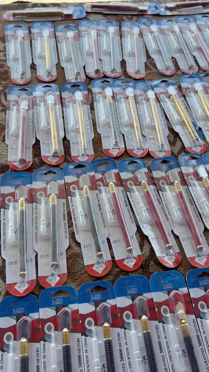 سعر القطعه
5 ألف 
***********
متوفر توصيل الى كافه محافضات العراق
