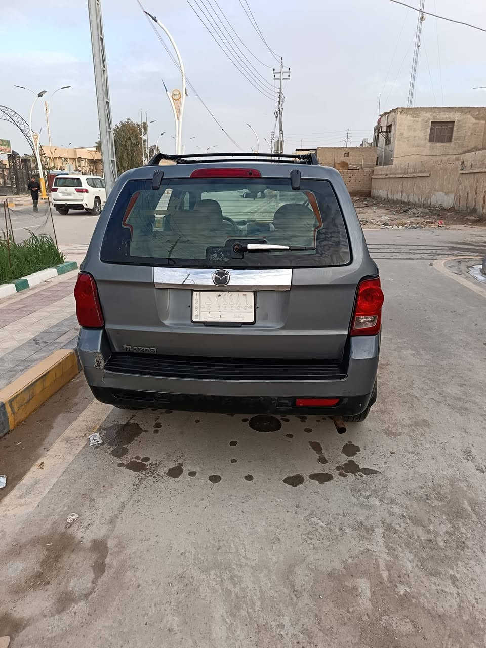 سلام عليكم سيارة للبيع موديل 2008 مكينه وكير كفاله سياره خير من الله نضيفه ذي قار قضاء البطحاء سعره50 بيه مجال ***********
