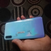 واي 9 اس جهاز جديد وبلايلون كامرات طبع ذاكره 128 رام 6 جهاز فول فول فو...
