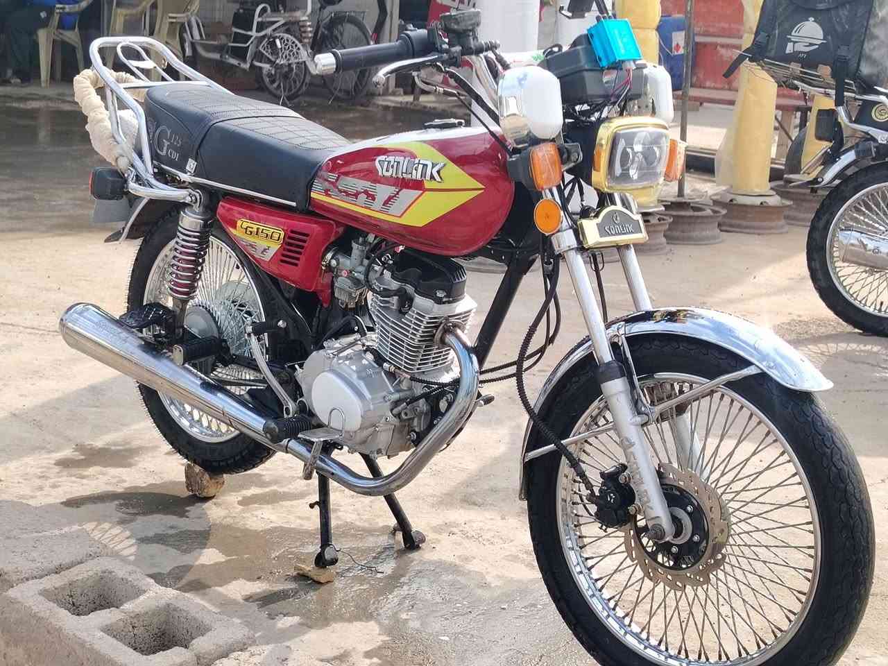 سلام عليكم دراجه تايكر للبيع موديل٢٣ كفاله عامه بلحقيقة احلى من الصوره سعر 575وبيها مجال قليل للشراي مكاني ديالئ ناحية السلام الرقم *********** 📞📞
