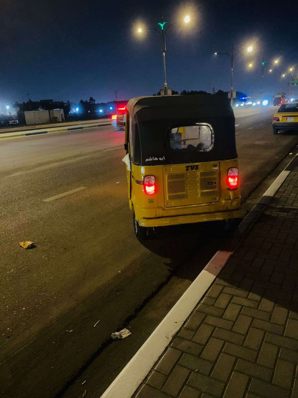 السلام عليكم تكتك تي في اس للبيع مديل 20رقم انكليزي بس مامستلم لوحات بعدني صاعد هزه كامله بس تستلم الوحات مكاني البصره تقاطع العسكري تكتك خير من الله جاهزه كبل للشارع بس بيه بدايه خيط تبخير السعر 5000وبيها مجال شراي يدلل الرقم ***********واتساب فقط
