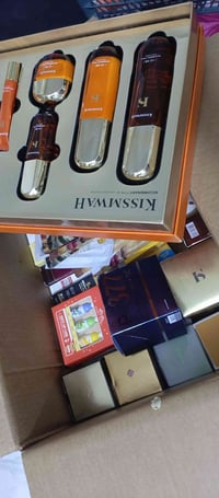 عناية • مستحضرات تجميل • مكياج • كوزمتكس • تجميل • مستلزمات نسائية • ج...
