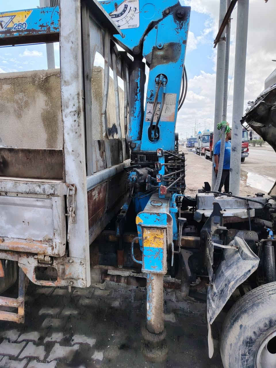 سلام عليكم  جهاز للبيع سلايتين طنين او نص
السعر 22 اوبي مجال
***********
