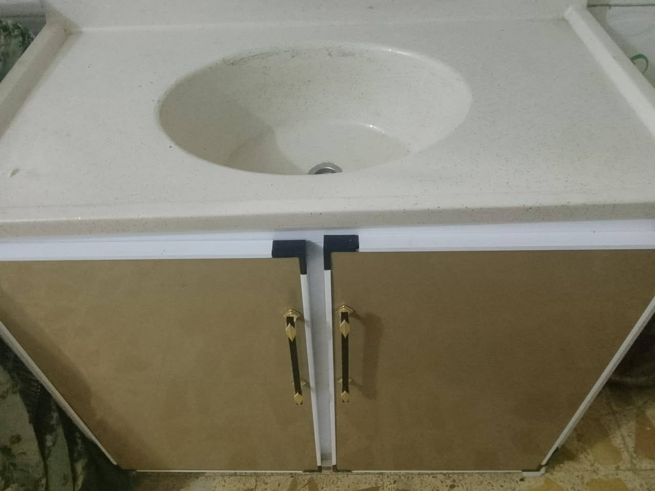 غراض لبيع كنتور نضيف سنك  غساله فرشات ثريد ي  طباخ جديد كلش  موجودات كلهن بيت واحد مكانهم شطره عل شارع مقابيل شقق


**إذا كنت صاحب هذا الإعلان وتريد حذفه لأي سبب، رجاءا أرسل رسالة إلى الدعم الفني**