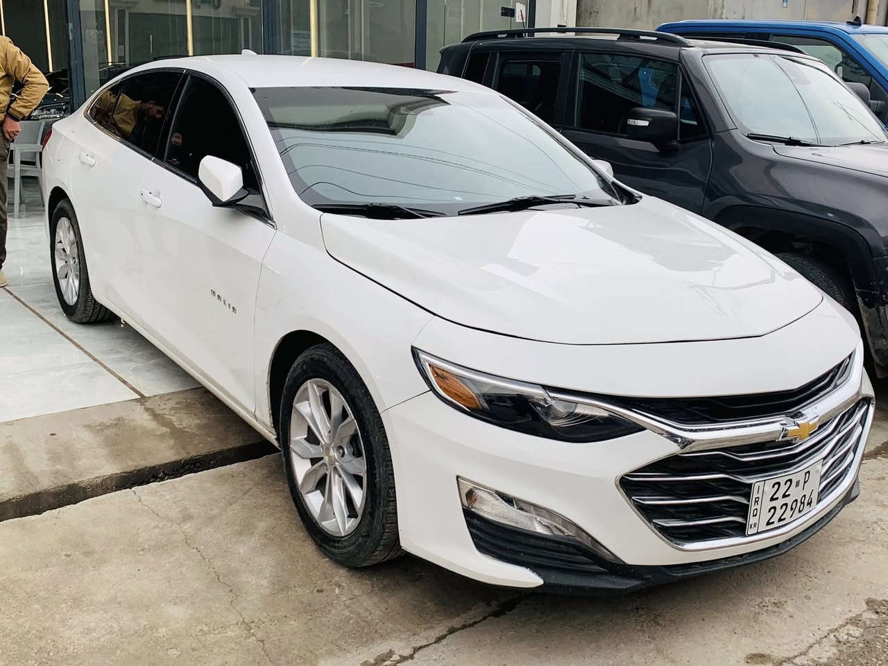 للبيع شفروليەت ماليبو  LT 2023
الظرر بنيد صبخ بدون دواخل  ٤ قطعة كلير أمريكي 
السيارة نظيفة جداً من الداخل والخارج.

السيارة مفحوصة وجاهزة لإصدار الرقم
السعر مع رقم كامل: 120$
عنوان/ اربيل شريكة هەوراز
***********
