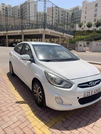 اكسنت • ٢٠١٢ • مكينة وقير تامّة