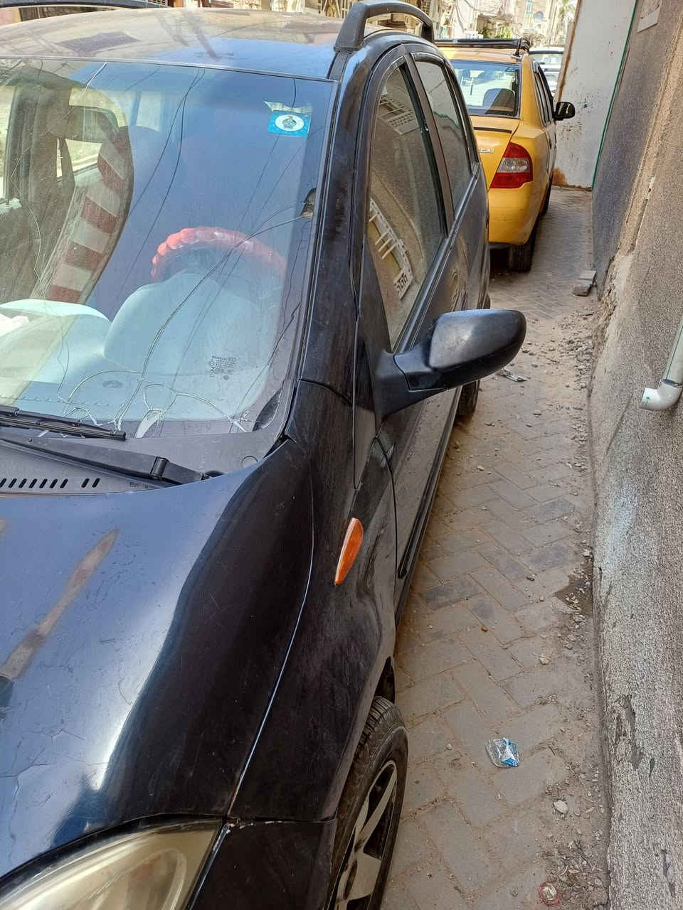 شيري A1 
موديل ٢٠١٠
سنويه جديده مع هزه شهر الواحد٢٠٢٦ باسمي تحويل مباشر
المحرك يرادله تبديل السياره تمشي اعتياديه
طخم تاير جديد 
حساسات راديو سي دي
دواخل بلاديه وعليها فراش،ماروني مثل مابي الصوره
تبريد عاطل
***********
