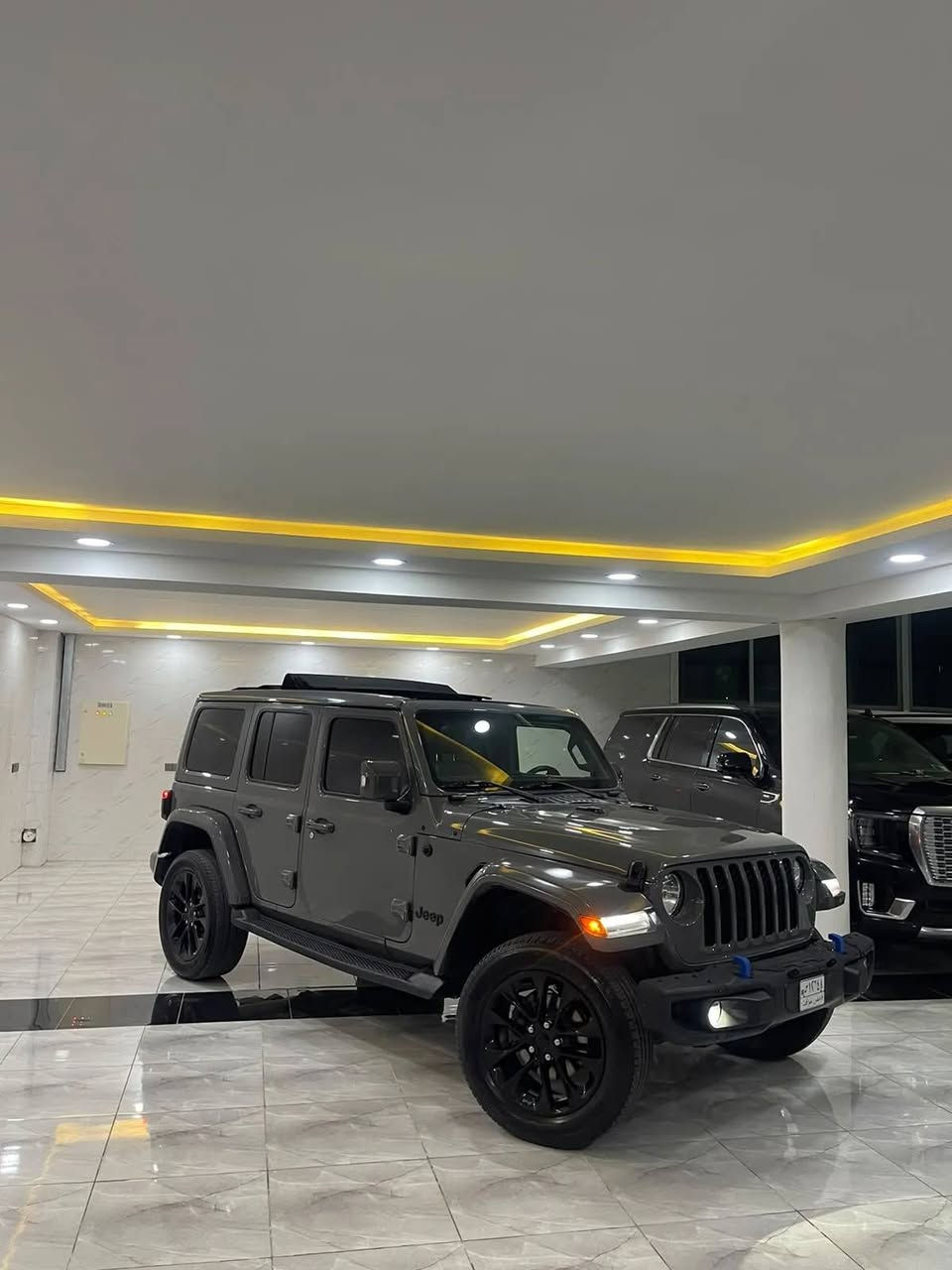 Jeep wrangler موديل ٢٣ محرك ٦صبغ بوند جاملغ كشنات هيتر وتبريد عنوان سياره دهوك لتواصل ***********
