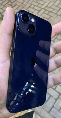 ايفون 13 نموذج M   ذاكرتة128  فيس ايدي شغال  جهاز كلة شغال  بطاريتة 10...