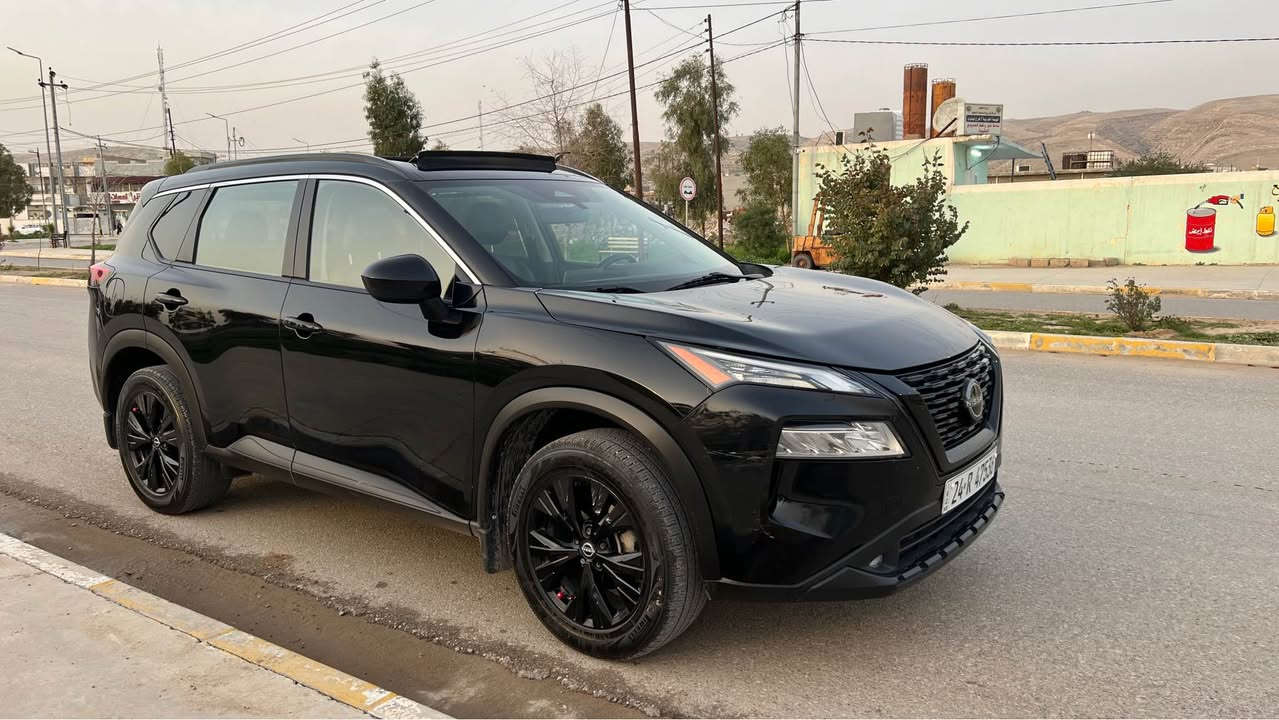 نيسان روج 
وارد امريكي
موديل 2023 
محرك 3 سلندر
فول مواصفات 
هزة سنوية جديدة 2030
ماشية 185 الف كيلو متر
بانوراما
مود درايف
تحكمات ستيرن 
رادارات 
حساسات
كابون بانزين
كلين تايتل مكفولة من الصبغ 
بيها 4 اصابع تعديل بارد بالبوند فقط
رقم دهوك 
ايرباكات سليمة
للإستفسار 
***********
***********
مكاني الموصل موصل, نينوى
