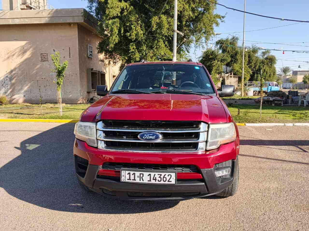 ‏Ford expedition  Lmited 2016
فورد اكسبديشن 
٧ راكب تبريد مركزى ٣ قطعه
محرك ٦ سلندر توين توربو 
حجم  محرك ٣,٥   محرك بالشرط ما مفتوح
سيارة بيه ٢ قطعة صبغ بدون دواخل بجم كبس 
******************
مواصفات
كشنات جلد
كشنات كهرباء
 كشنات  خزن 
كشنات تبريد
ستيرن تحكم كهربائيه
شاشه و كاميرا 
حساسات خلفيه
 رمز باب   
  صندوق شفط
***********************
گير محرك كهربائي بشرت مكفول 
سنوي رقم جديد تحويل بشرت *********** بعقوبة, ديالى
