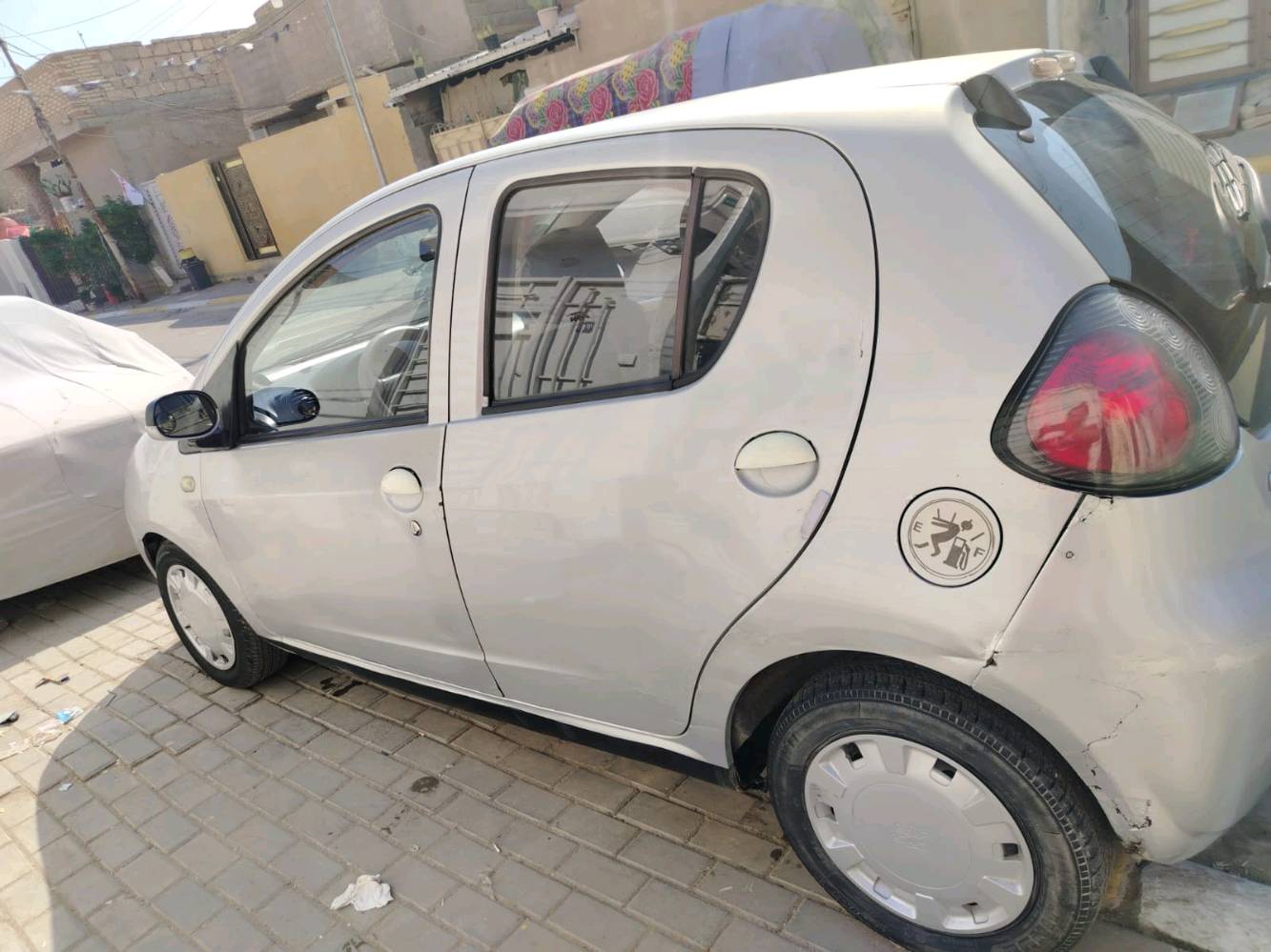 🚗 *جيلي باندا 2013 للبيع* 🐼  

⚙️ *كير*: اوتوماتيك  
⛽ *صرف*: اقتصادي جداً  
🎨 *اللون*: رصاصي  
📍 *المكان*: كربلاء  
🏷️ *الرقم*: بغداد انكليزي  
📄 *الملكية*: باسمي  
💰 *السعر*: 33  وبيه مجال قليل