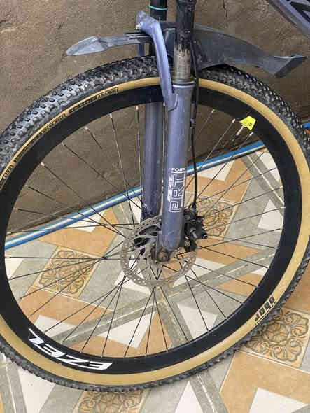 دراجة ماركا ايزيل حجم 29. للبيع بسعر 150 الف 
رجاءا فقط الشراي يتواصل عبر الرقم ***********
