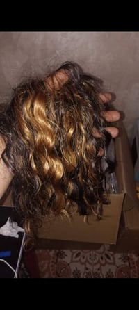 خصل شعر • شعر طبيعي