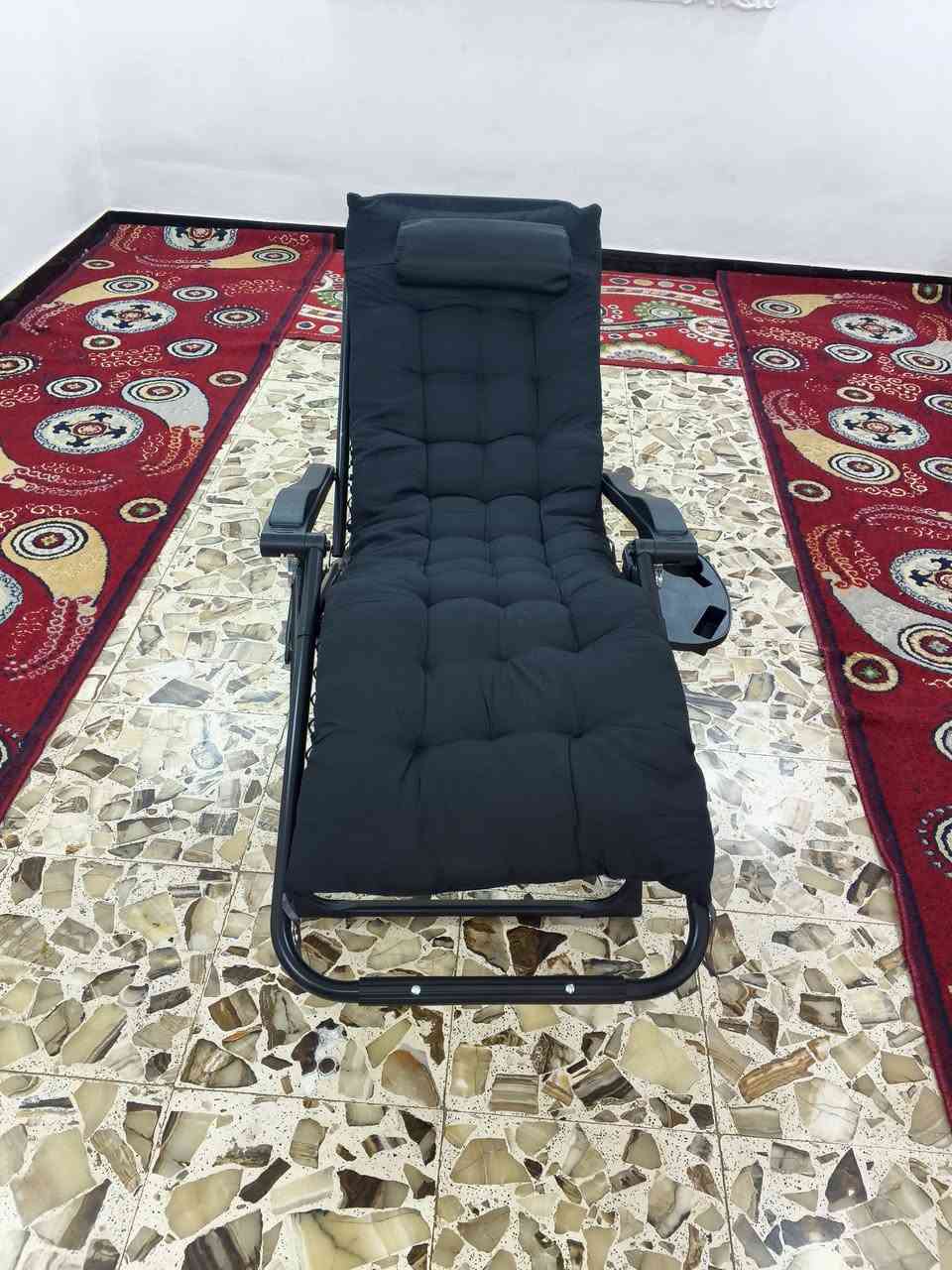 كرسي البيع جديد طك كرتون سعر 75وبي مجال ***********
