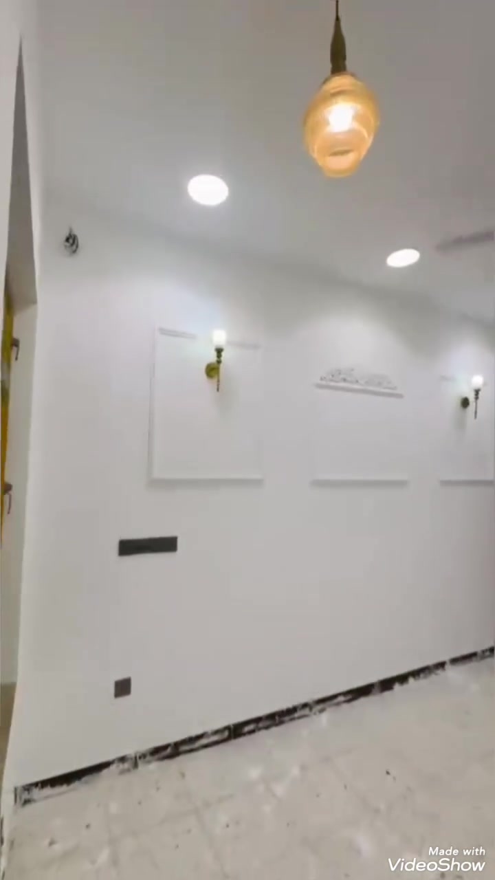 /// على بركة الله تعالى ///
بيت طابو زراعي للبيع 
المساحة// ١٠٠متر  (٥متر×٢٠متر)
التفاصيل البيت// طابقين 
الطابق الاول //غرفة نوم واستقبال وصالة ومطبخ  وصحيات عدد٢
الطابق الثاني//٣غرف نوم وصالة وصحيات وبيتونة والسطح
الخدمات كاملة// تبليط ومجاري وماءو كهرباء
العنوان //الزعفرانية. نهاية الاربع شوارع ..شارع مخبز الغدير ..زراعي ابو ريسان
السعر// ١٥٠مليون قابل للتفاوض
للاستفسار مراجعة مكتب دلالية المصطفى للعقار الزعفرانية الاربع شوارع خلف ماركت اللؤلؤة مجاور أسواق القبس اوالاتصال او مراسلة واتس اب ***********او***********
