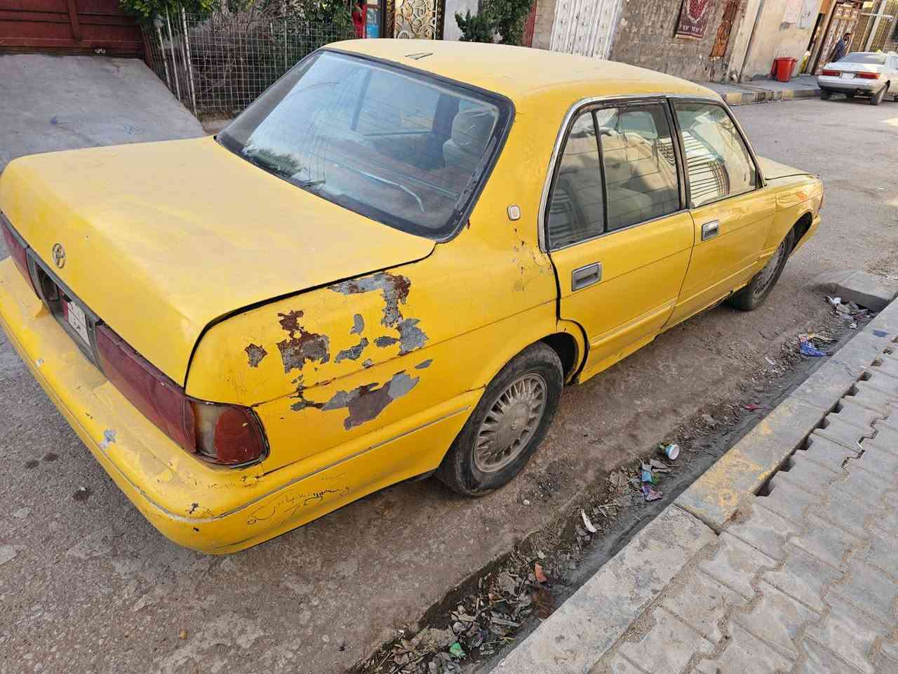 تيوتا كراون للبيع
بصره اجره السنويه صار سنه منتهيه راعيه بالبصره موجود السياره بيه ضربات سعرهه 30 ورقه وبيه مجال قليل للإستفسار ***********
