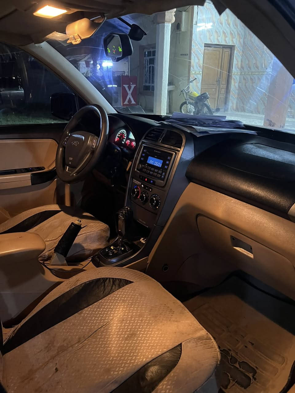 تيكوًموديل 2013رقم قادسيه نكليزي سنويه محدده ال2030
كفاله من ضربه من صبغ من تبديل ماعدا اقل ربع لباب خلفي طخه بسطيه جدا من خارج فقط سياره جديده خياس ماكو ابد  كلش محرك كير كفاله تبريد ثلج كهربائيات كامله كل نقص ماكو.  منضومه  زنون عالي وناصي حداديه جديده تخم تاير دواخل جدد سعر 55بيها مجال لعنوان الحله ناحيه لنيل 

***********
