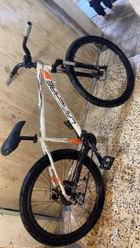 بايسكل • أصلي أمريكي • قابل تفاوض