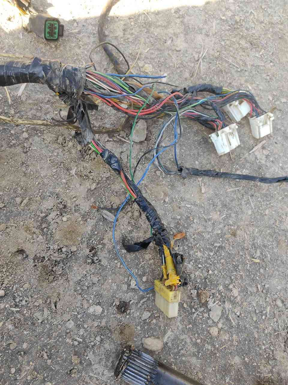 سلام عليكم ابيع ضفيره وكسن دفع  كمل مكفول  قراض كله مكفول باور  الله شاهد مل تفصيخ كل شقل وشرط ***********0 بي وتاساب
