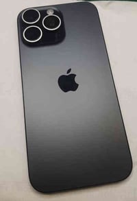 ايفون ١٦ برو ماكس لون اسود  الذاكره ٢٥٦ كيكا  البطاريه ١٠٠% مثل ما موض...