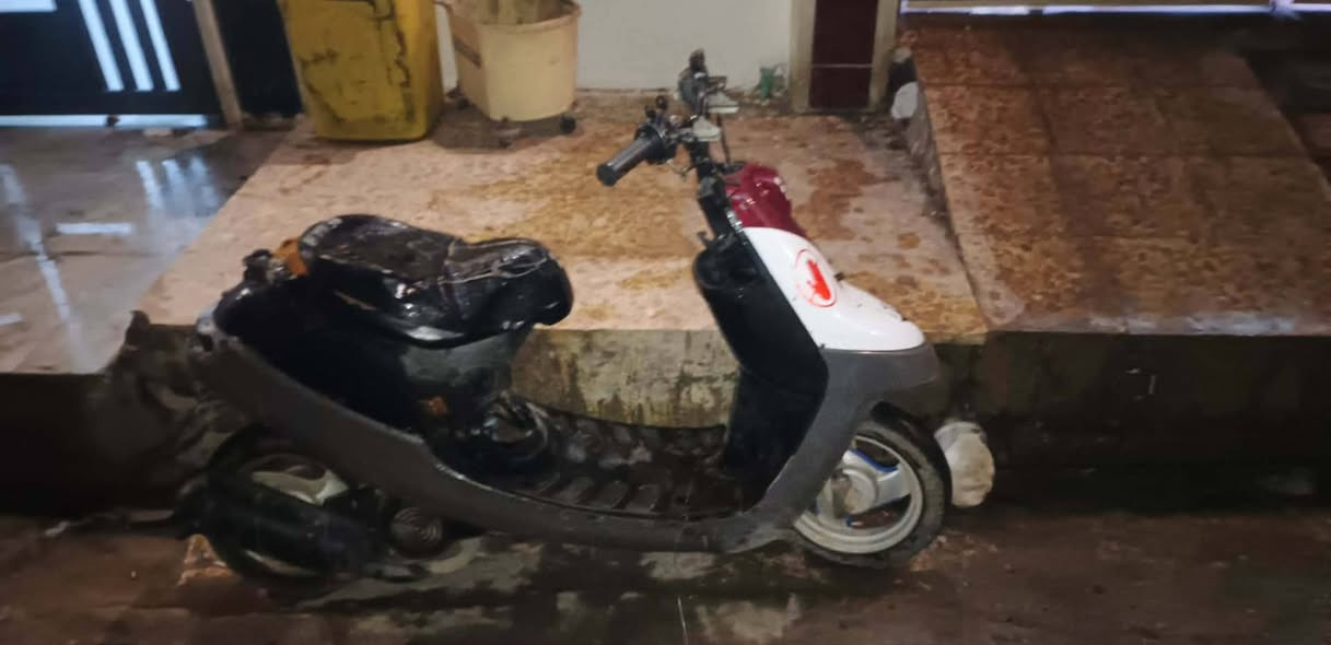 سلام عليكم ماطور بوتين  شاصيو شرط وشغال بس يرادلو شوته ياخر بل تشغيل خاص او رقم ‪***********‬‏
