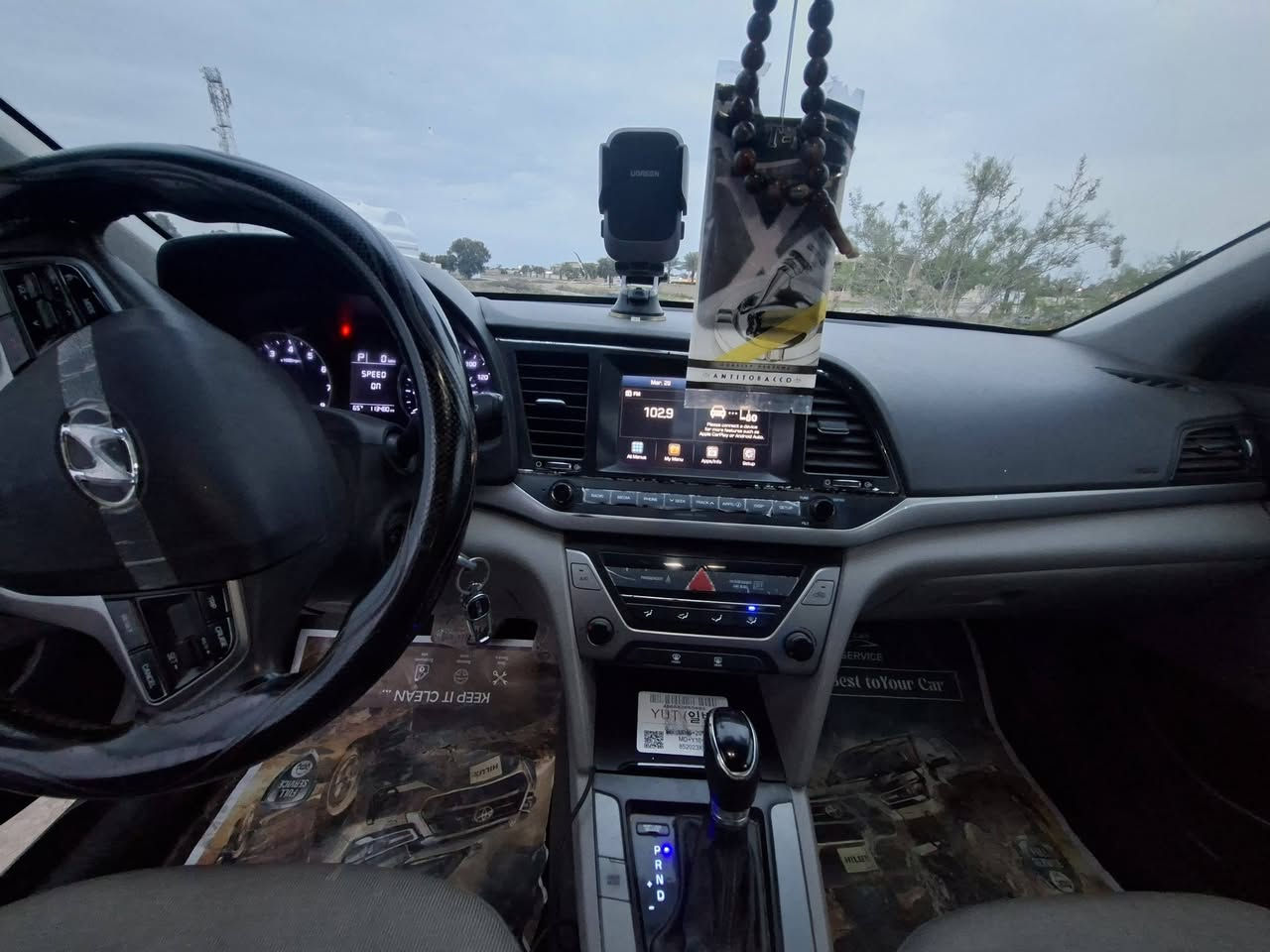 السلام عليكم  النترا 2017 وارد أمريكي  حجم المحرك 2000  حساس امامي خلفي كامره خلفيه تحديد مسار مانع انزلاق نص رقم سليمانيه تريد تحويل نفس ليوم او وكاله  مواصفات السعر 115وبيه مجال ***********
