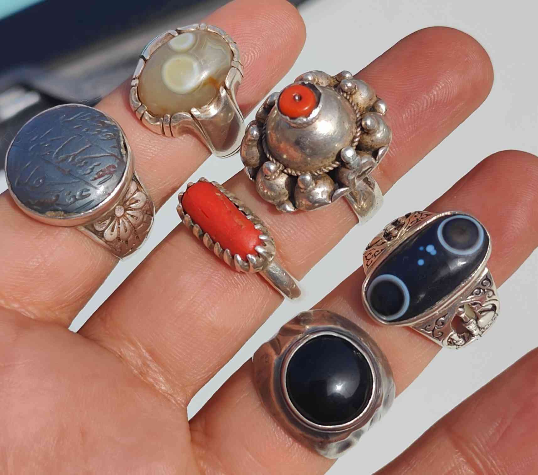 تخفيضات 
اي خاتم سعرة ٥٠ الف السعر نهائي ***********--___--___--___***********
