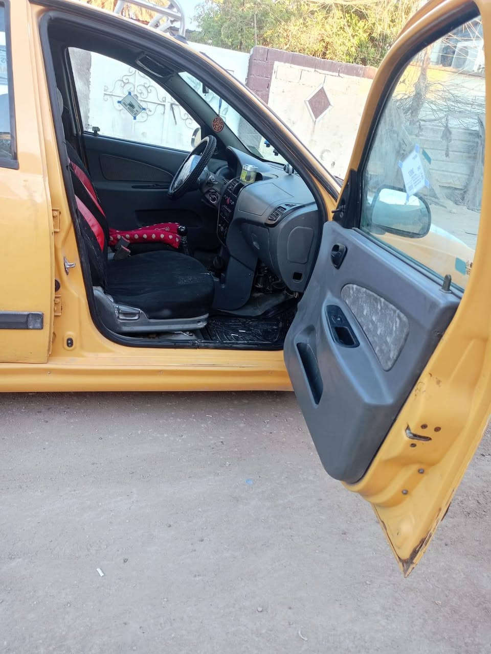 بيع سريع أسعر 👈👈(                   29                     )            اقرا المنشور قبل ما تخابر ))
يا الله ( طيبه ) موديل ( 2015 ) رقم ( بغداد  ) (سنويه مجدده لل 28)
( تحويل مباشر )((مصفره هيئه وغرامات)) ((  نقوصات السياره الروله بيها صوت الباب خلف العبري عكس السائق بيها بارد والجاملغ الامامي الايسر مبدل بدون ضربه اثر خياس))) (مكينه جديده) 
( كير  جديد 👍 ) 
 (  تخم تاير ) ( الحداديه جديده) ( ترايك وين ميعجبك )( بور ستيرن جديد )
( سياره  بلاديه ) (  شواصي  بلاد))((سيستم سماعات مع مضخمات))
أسعر👈👈(                   29             )مكاني     ///حله  بابل محاويل قرب كراج المحاويل/// رقم الهاتف/(***********))((***********))
