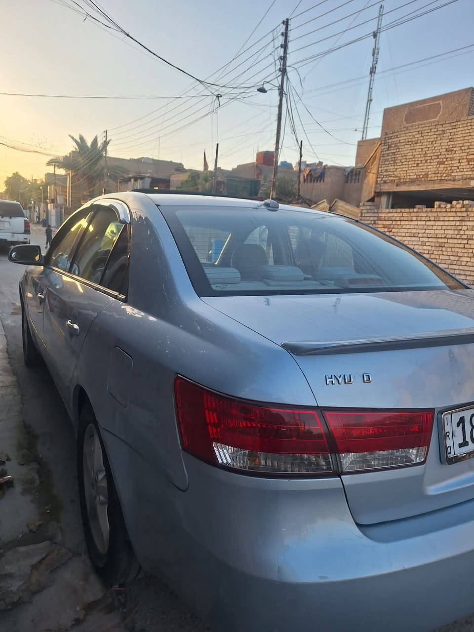 السلام عليكم اخوان سوناتا موديل الفين وثمانيه فول مواصفات واحد على واحد عده البصمه السياره مال جناي كامله مكمله بيها قطعتين تبديل نفس الون وبيها قطعتين صبخ بدون دواخل سياره بلاديه كلها عده الذاكرهن وارد امريكي سياره خير من الله السعر المطلوب ١٠٥وبيها مجال بصيط لطيبين كلشي اكوبلسوك المكان ديالى بعكوبه رقم تليفون ***********
