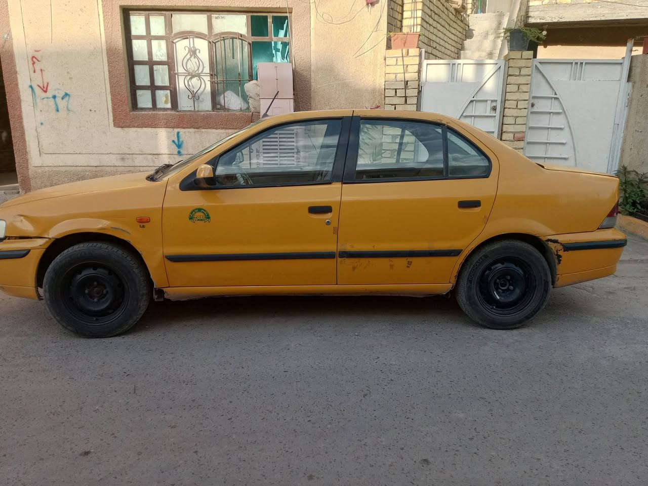 سمند ٢٠١١ للبيع (رقم الهاتف***********     عندي بناء ومظطر أبيعها
المحرك جيد جدا

