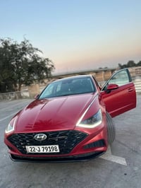 SONATA 2021 LIMITED السعر :  175 ورقه وبيها مجال بسيط  اللون : أحمر 🔴 ...