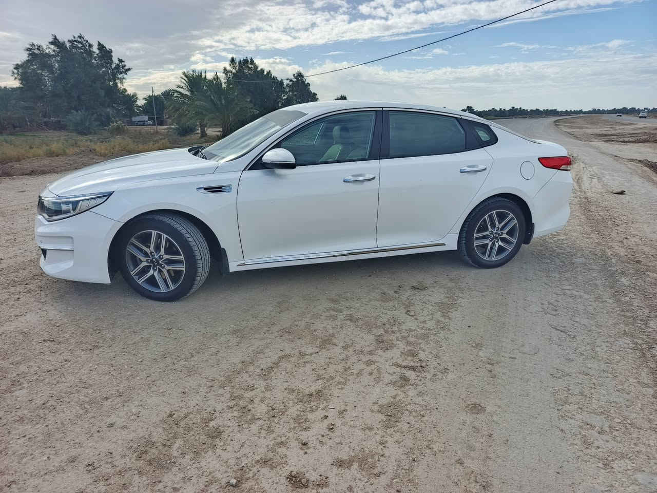 البيع اوبتيمه مديل ٢٠١٧ خليجي سياره جديده رقم بغداد الدولي مكينه ٢٤٠٠ دوش سياره ماشيه ١٠٠اصل مكاني بابل شوملي وسعر ١٨٠ و بيه مجال لشراي ***********
