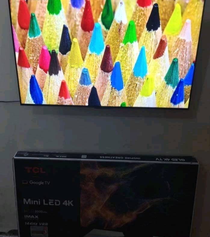 شاشة tcl c845 منلد حجم 55 نظافة 100 % مع كافة ملحقاته وكارتونته ووصل الضمان للبيع السعر 850 وبيها مجال عنواني بغداد اي استفسار عالرقم ***********