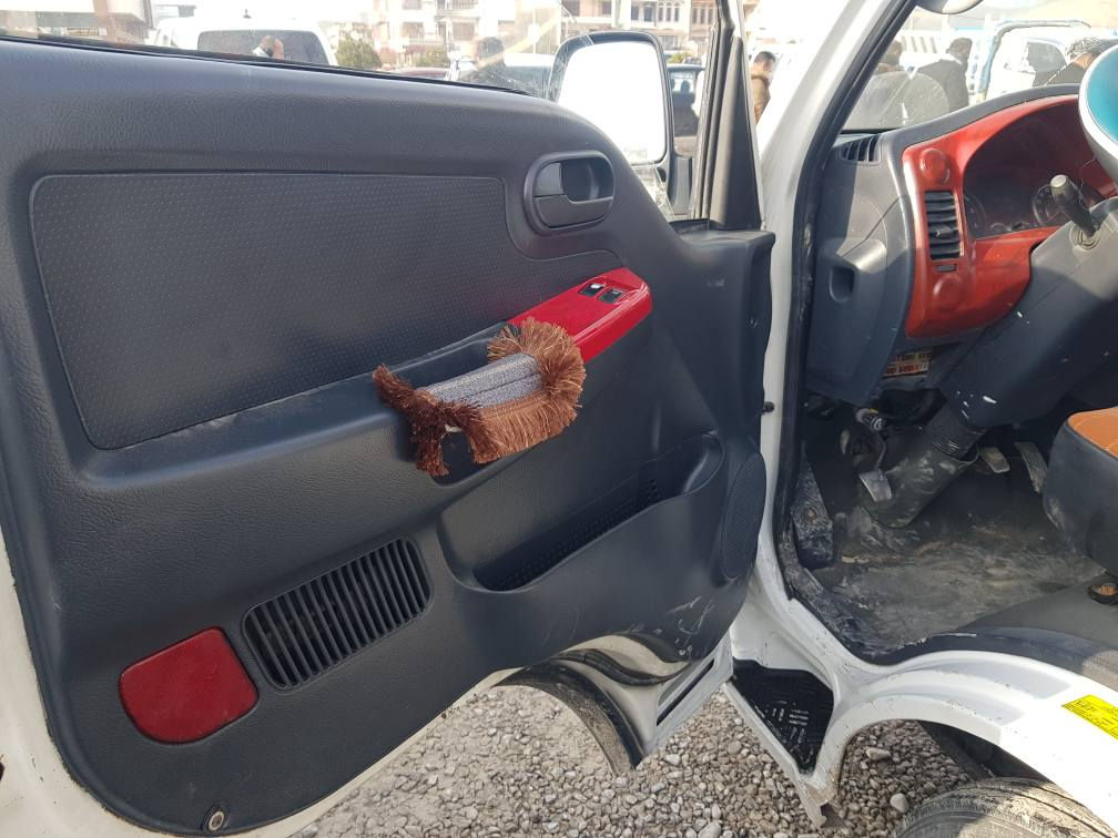 موديل 2012
مه كينه 4000
به شه رتى واكاله و باكانه ئه وليات 
هه مو شتى كى به شه رته 
*********** رانية, السليمانية
