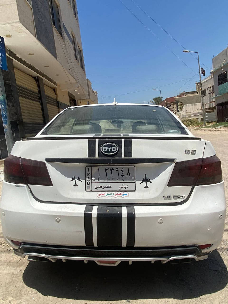 سلام عليكم بي وادي جي ثري كير اتو بلاد للبيع فقط سياره تراي وين ميعجبك السعر المطلوب 35 ورقه وبيه مجال للطيبين عنوان بغداد *********** مثل ماموضح بالصوره الضربه جاملغ وشويه من الباب الصدر
