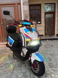 موطور كهربائي • ٦ بطاريات • مستعمل شهرين