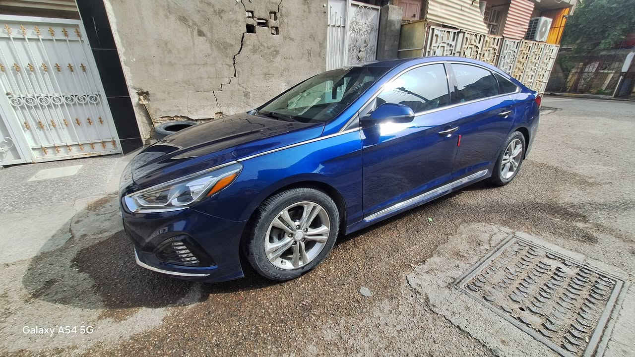 سوناتا 
موديل 2018 وارد امريكي
كامرة خلفية
فتحة سقف 
كشنات جلد تحكم كهربائي تدفئة
سبورت
فول مواصفات 
تحكمات
شفتات ستيرن 
شاشة ابل كار بلاي واندرويد اوتو
محرك 2400 GDI
حادثها جاملغ امامي والبنيد مرشوش ? سونار موجود بلمنشور
ماشيه 97 الف ميل
السعر127 $

رقم التواصل ***********
مكاني بغداد الحرية
