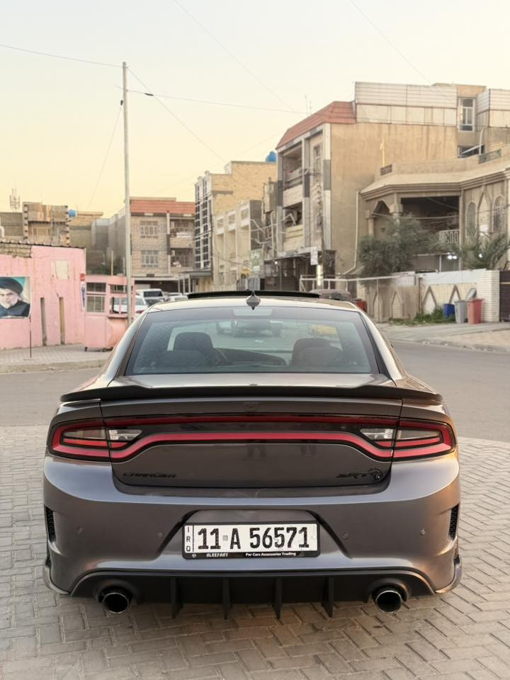 🔥 لعشّاق الـ RT والأداء الحقيقي 🔥
🚗 دودج جارجر RT موديل 2022 – V8

مو سيارة عادية… هاي RT 
صوت، أداء، وشكل يفرض نفسه 👌

🔹 الفئة: RT – محرك V8
🔹 الممشى: 45 ألف 
🔹 اللون: رصاصي مميز
🔹 الاستخدام: شخصي
🔹 الحالة: شغل مرتب وتفحص بأي مكان

⚙️ التعديلات والإضافات:
 • ستيرن RPM
 • برمجة كاملة
 • بلكات Racing
 • لفّ حماية Racing
 • ويلات Hellcat قياس 20
      • أداء قوي + صوت رياضي واضح لعشّاق الـ V8

📌 ملاحظات بكل وضوح 
 • كان يوجد ضرر سابق (جامَلغين + باب)
 • تم تعديل الشاصي الخلفي الايمن بشكل   بسيط جدا 
 • تم تبديل الصندوق
 • السيارة حالياً شغّالة ممتاز، استخدام يومي بدون مشاكل

💰 سعر العرض: 230
📉 قابل للتفاوض بالمعقول 

📍 الموقع: بغداد 
📞 التواصل: ‭0775 223 5266‬
