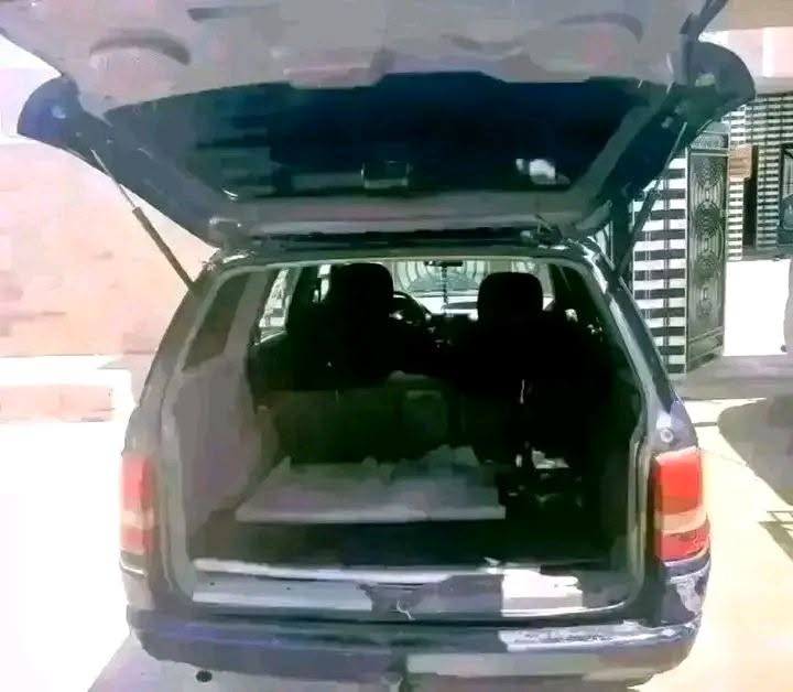 استرا موديل 92محرك حجم المحرك 20 كير عادي بدون ضرر  محرك كير شرط رقم دهوك عليها غراما ورقتين ينزل من السعر سياره حلو مال جناي شرط التحويل #السعر_35وبيهامجال شاري اتصل على الرقم ***********مندوب الثقه باادارت ابو محمود بيع سريع عندك سياره تريد تبيع ارسل صور السياره على الواتساب ***********موصل الايسر
